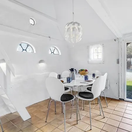 1 Bedroom Amazing Home In Hojer * Hojer